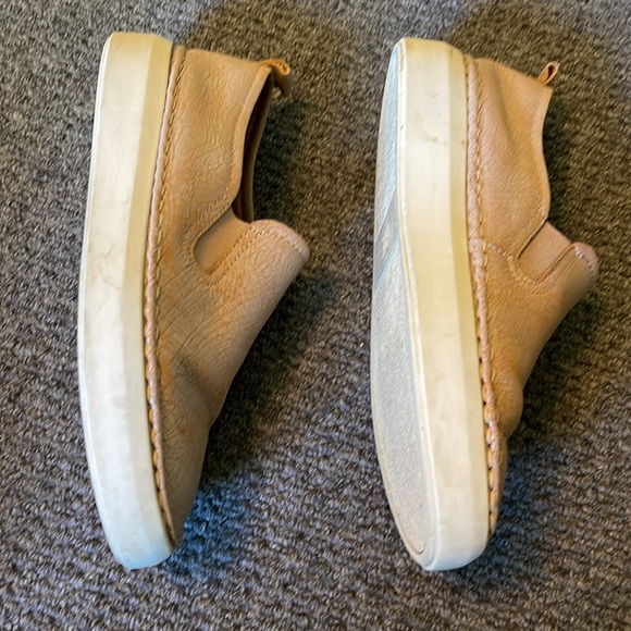 Frye 3470727 -LIL slip on Flats Womens 8.5 M 7200043 k17 crackle - Picture 3 of 8